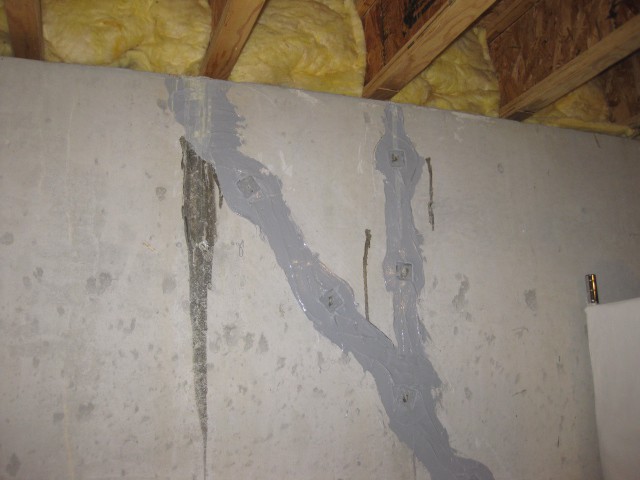 diagonal-foundation-crack-toronto