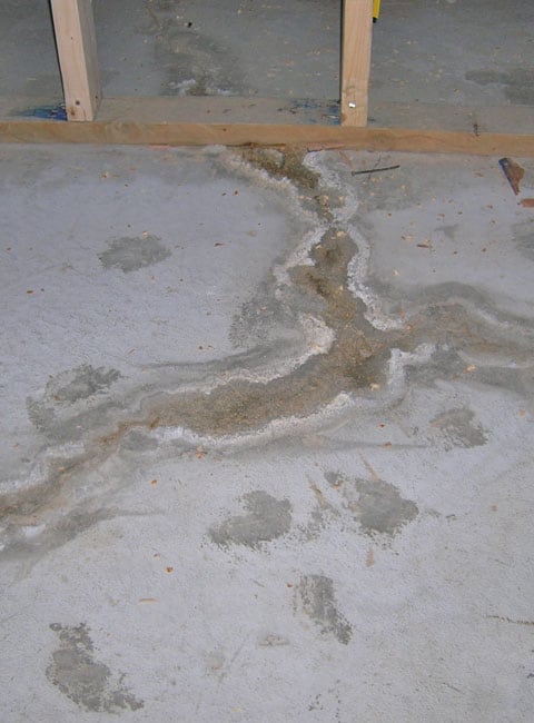 water-leaking-floor water leaking through basement floor