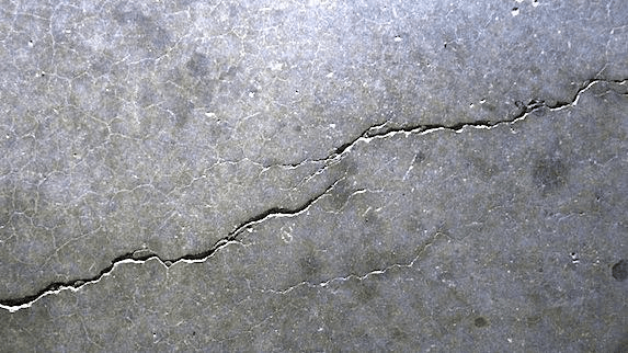 Cracks-in-foundation-Toronto-home.png