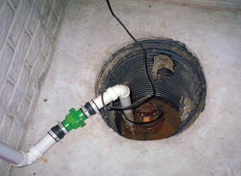 Leaking broken sump pump Toronto